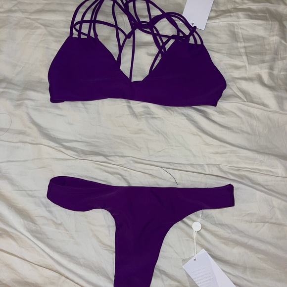 Mikoh Banyan Purple Set - Picture 5 of 9